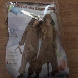 Kangaroo costume